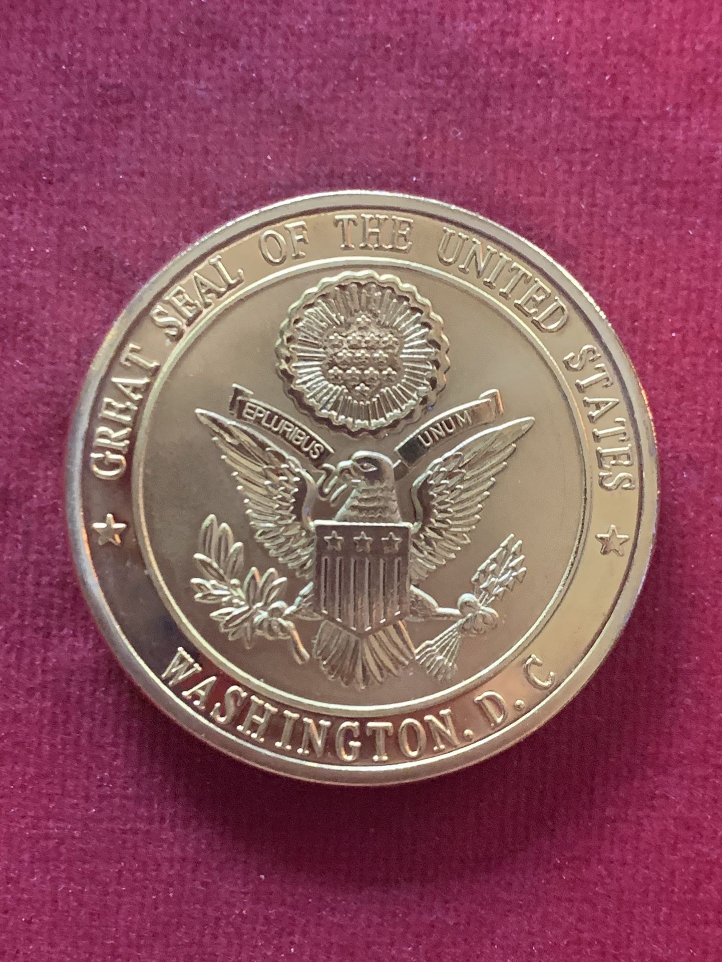 Souvenir Dollar Sized Coin. No Monetary Value. Collective Only. Still A Beautiful Piece Comes With Protective Case