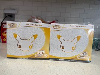 Pokemon 30th Celebration ETB