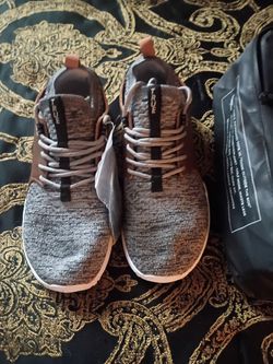 True OG 9.5 Mens Sneaker golf shoes