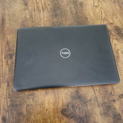 Dell Inspiron 5570