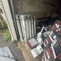 Grow Lights And Equipment 