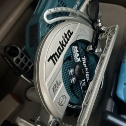 New Makita Xrs01 Circular Saw Only Tool 