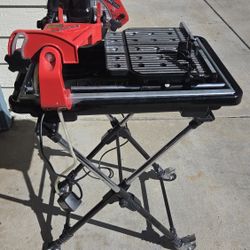 Husky Water Recirculating Tile Saw with Stand