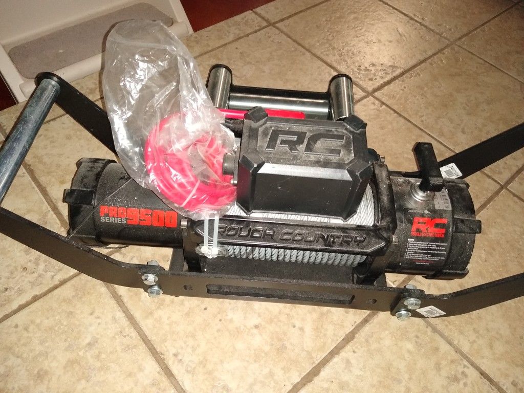 Rough Country 9500 pro series winch for Sale in San Antonio, TX OfferUp