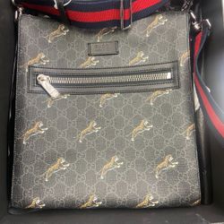 Gucci hand bag