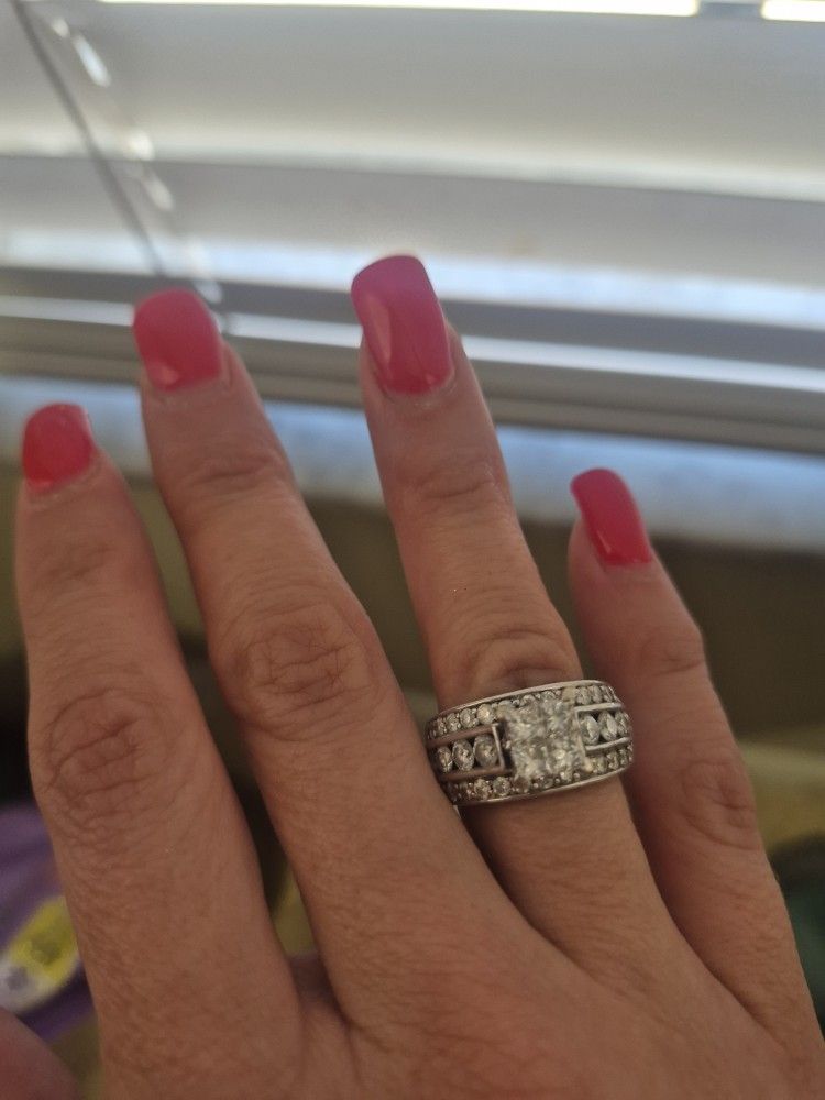 Diamond Ring 14k Gold