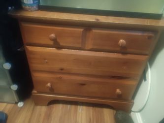 Small brown dresser