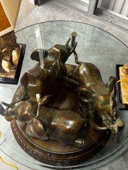 Bronze Elephant Group Sculpture on Round Base