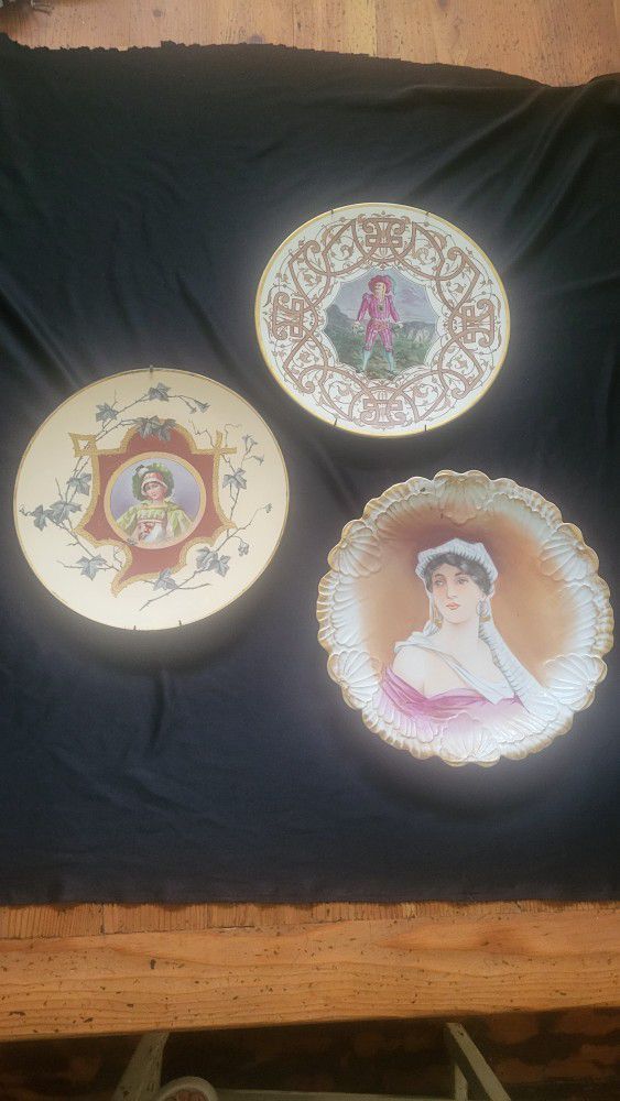 Set of 3 Antique Collector Plates