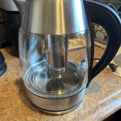 Chefman Electric Glass Kettle With Tea Diffuser