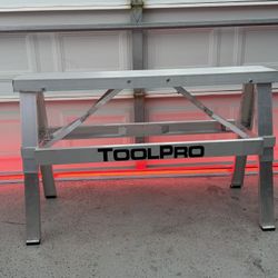 Brand New TOOLPRO Professional Grade 18 in. to 30 in. Adjustable Aluminum Walk-Up Bench - 500 lb. Capacity - Rubber Non Slip feet - Foldable SKU285-S1