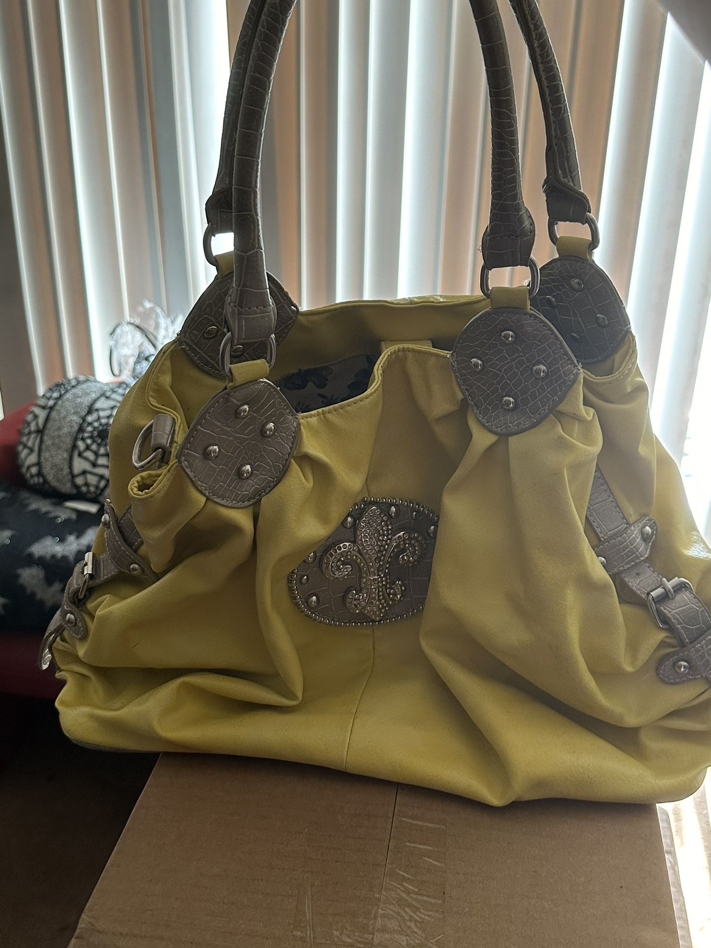 Yellow Y2K 2000’s Rhinestone Bag Purse