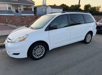 2010 Toyota Sienna
