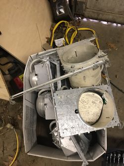 5 brand new can lights