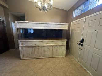 240 Gal Used Acrylic Fish Tank With Stand And Sump