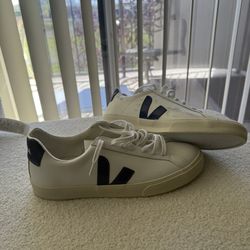 Veja shoes