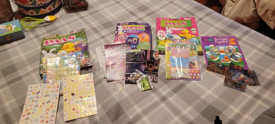 Easter Egg Decorating Kit Lot - Baskets & Supplies