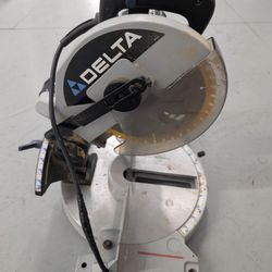 Delta 8-1/4" Miter Saw 36-040 – Fully Working