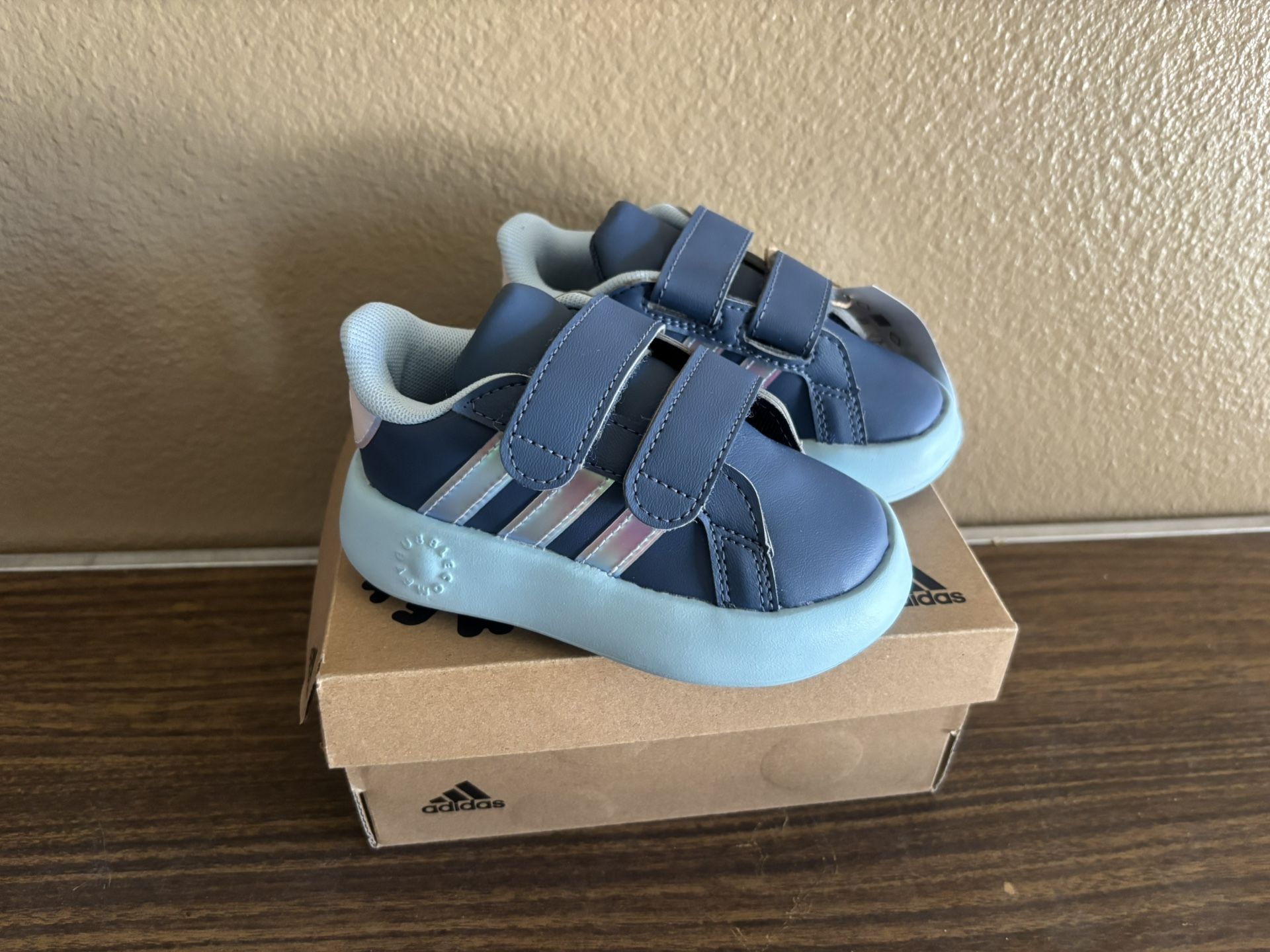 Adidas Grand Court 2.0