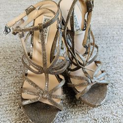 Badgley Mischka Pewter Sexy Glitter Heels – Size 5.5