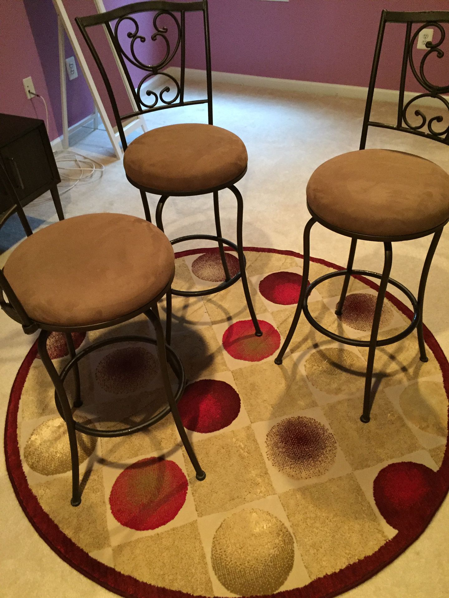 Bar stools brown seats, 27 inches from floor to the seat
