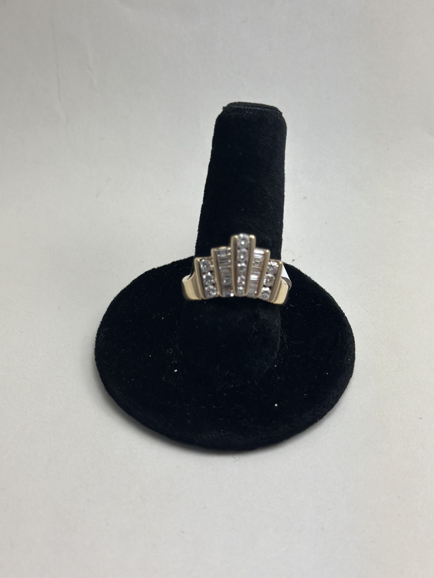 Gold & Diamonds Ring