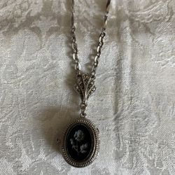 1928 Long Necklace w Watch