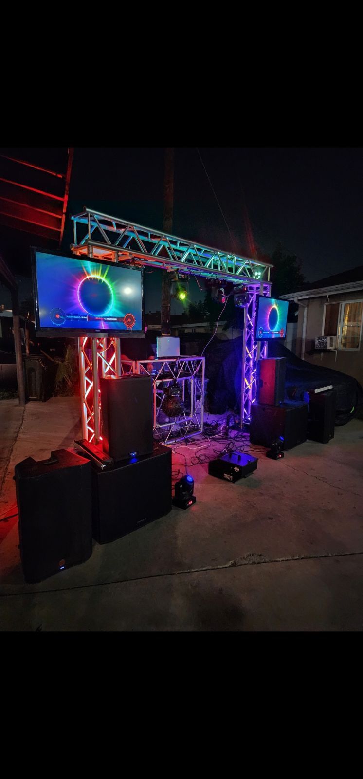 Pantallas, D………j