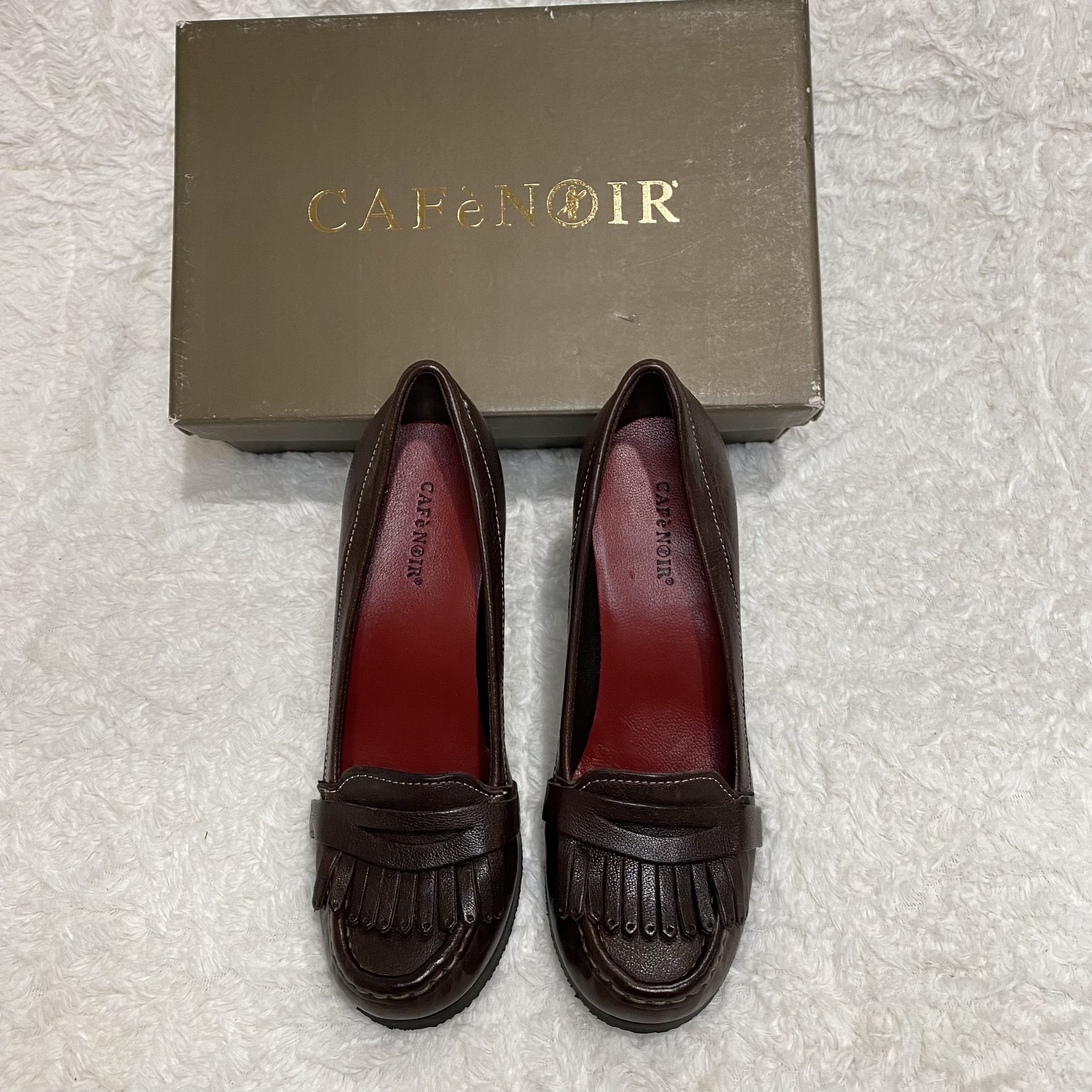 CAFE’ NOIR CHOCOLATE TASSEL LOAFERS W/3” STACKED WOODEN HEELS SIZE EU 37.5