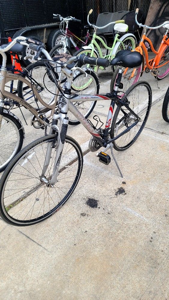 Preciosa Bicicleta Seminueva Lista Para Usar Super Limpia $180