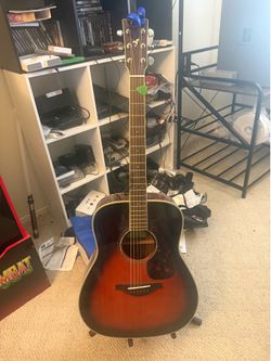 Yamaha fg830