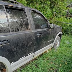 2001 Ford Explorer. .. Parts Only