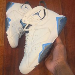 Jordan 7 Retro “French Blue” 