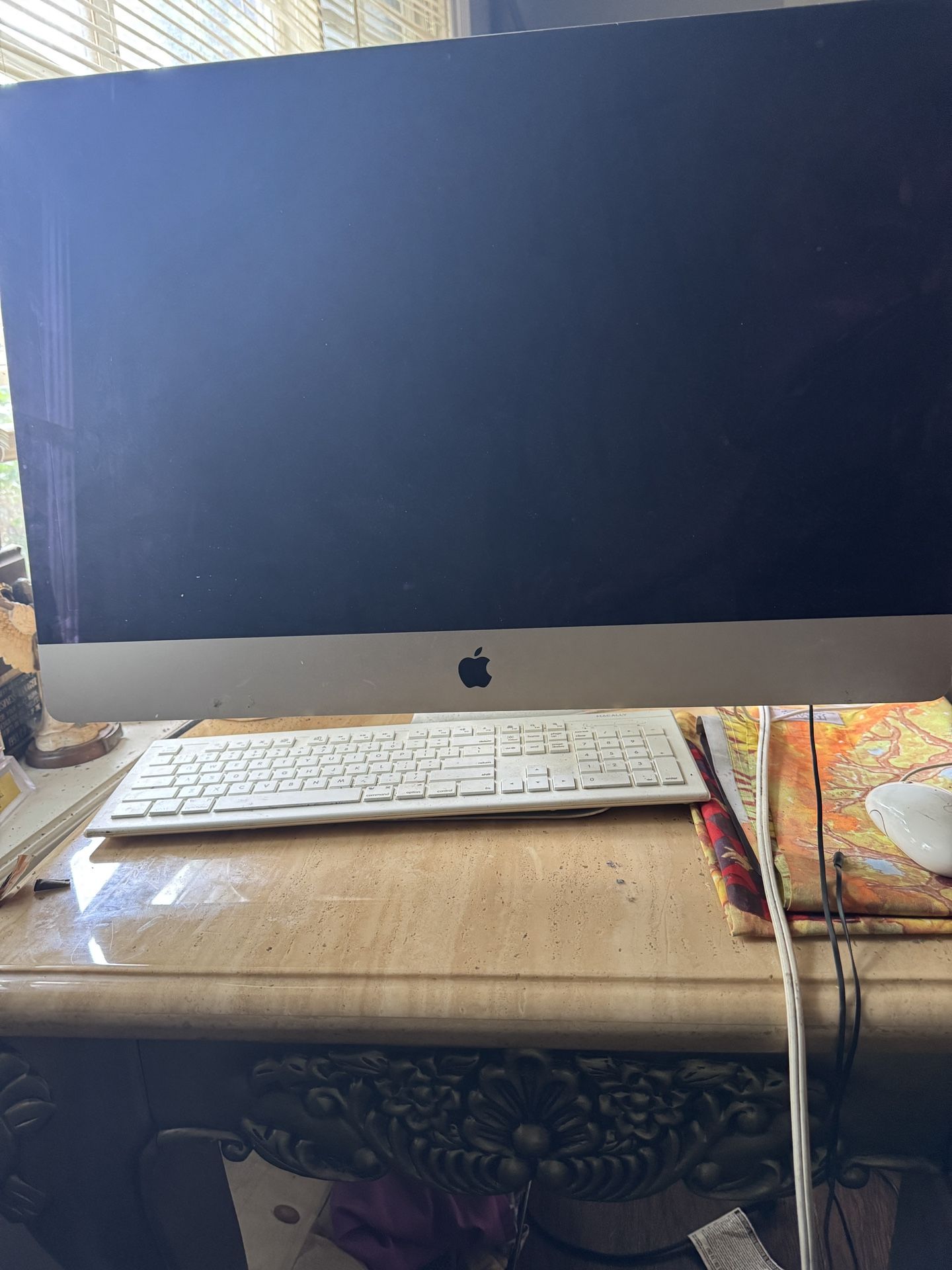 iMac (late 2013) READ DESCRIPTION