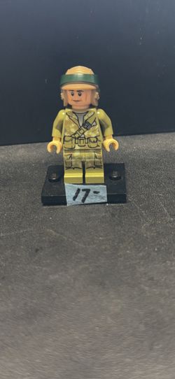 Lego Star Wars Endor Rebel Trooper - Olive Green Minifigure