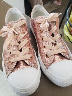 Girls Converse