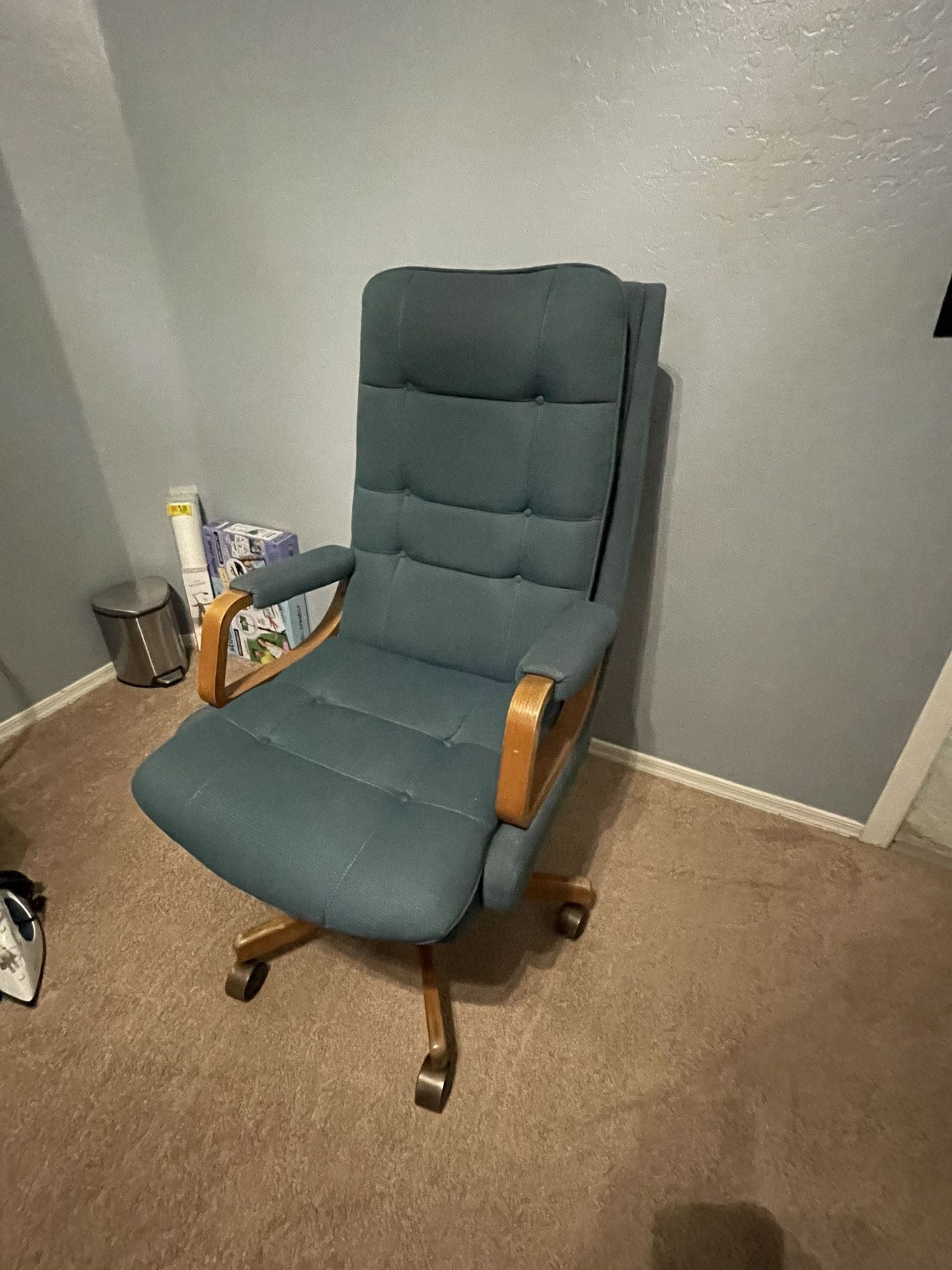 Office Desk Chair Teal Green Wood Legs Rolling silla