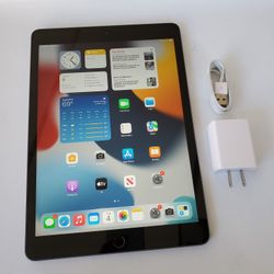 Apple iPad 7 - Wifi - Like New 