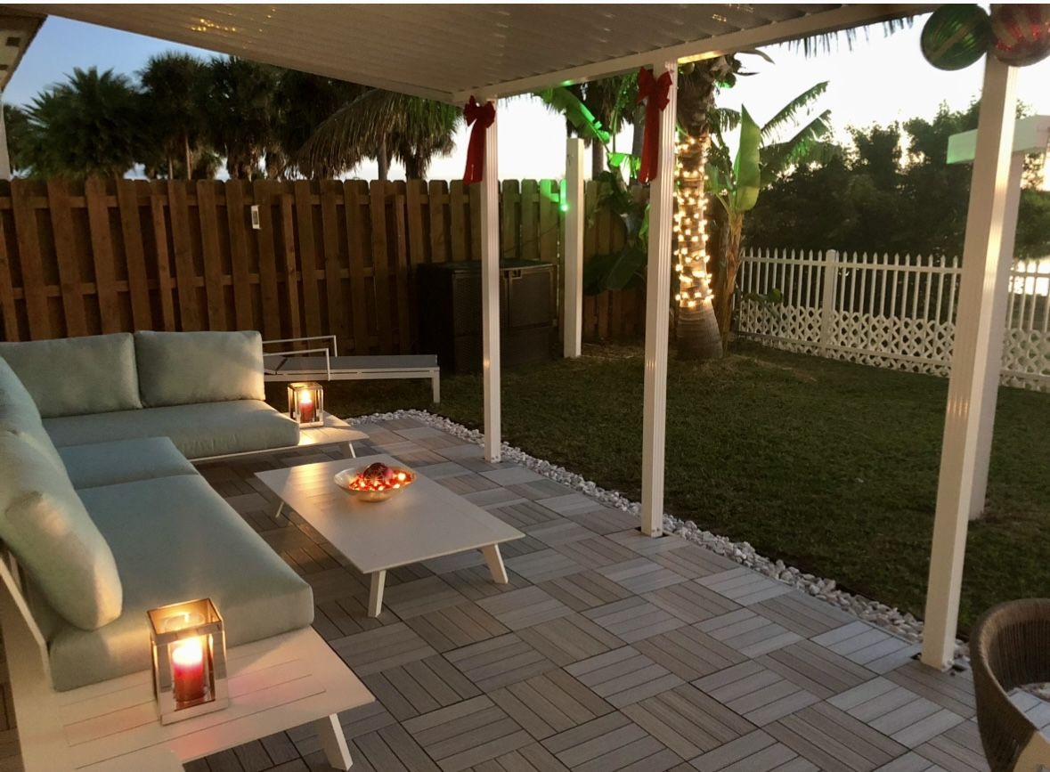 Outdoor Sectional Sofa Set With 2 Interested Side Tables 