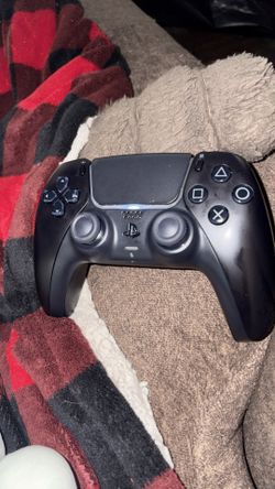 Black PS5 controller