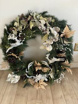 Christmas Wreath (home made- Lights Up)