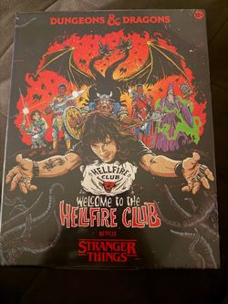 D&D Stranger Things Hellfire Club Boxed Set- Collectable