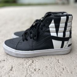 High Tops Vans Classic Tumble  Black Size 9 