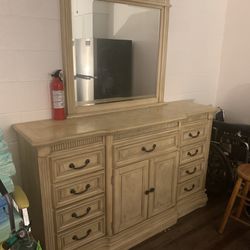 Dresser And Mirror And Nightstand 