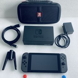 Nintendo Switch V1 32GB System With Grey Joycons & Carrying Case