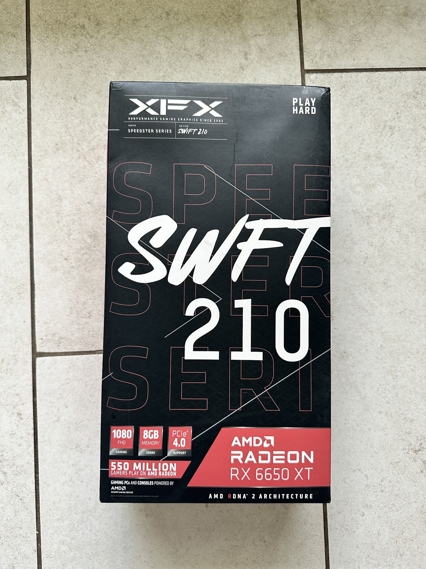 XFX Swift 210 Radeon RX 6650 XT