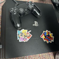 PS4 Pro 1TB With Traveling Case