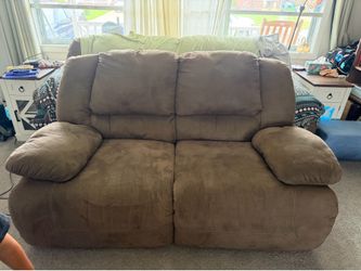 FREE COUCH