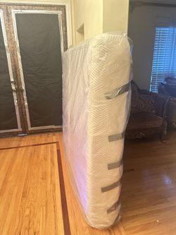 Lucid 10 Inch Memory Foam- Queen Size Mattress – Firm