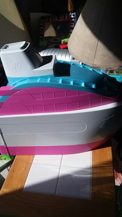 Barbie boat